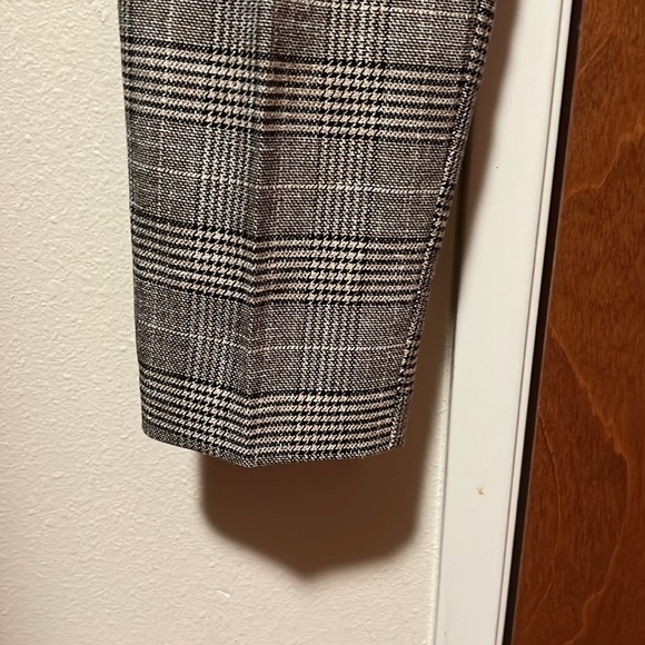 H&M black and white plaid slacks-EUC - Picture 9 of 12